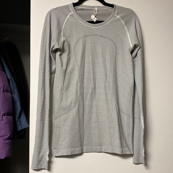 lululemon athletica Tops - Lululemon Swiftly Long Sleeve